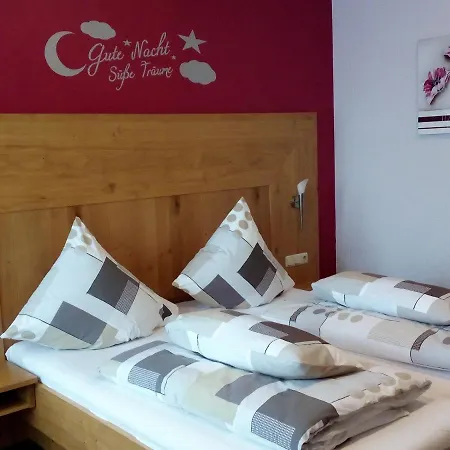 Gasthof-hotel Dilger ホテル